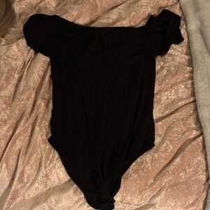 Lucky Brand Over the shoulder Black body suit
